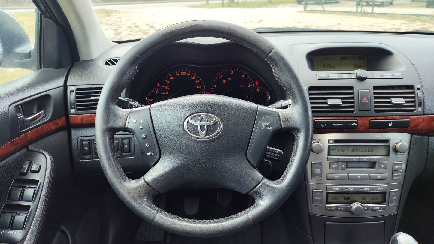 Toyota Avensis Sedan 2.0 D-4D